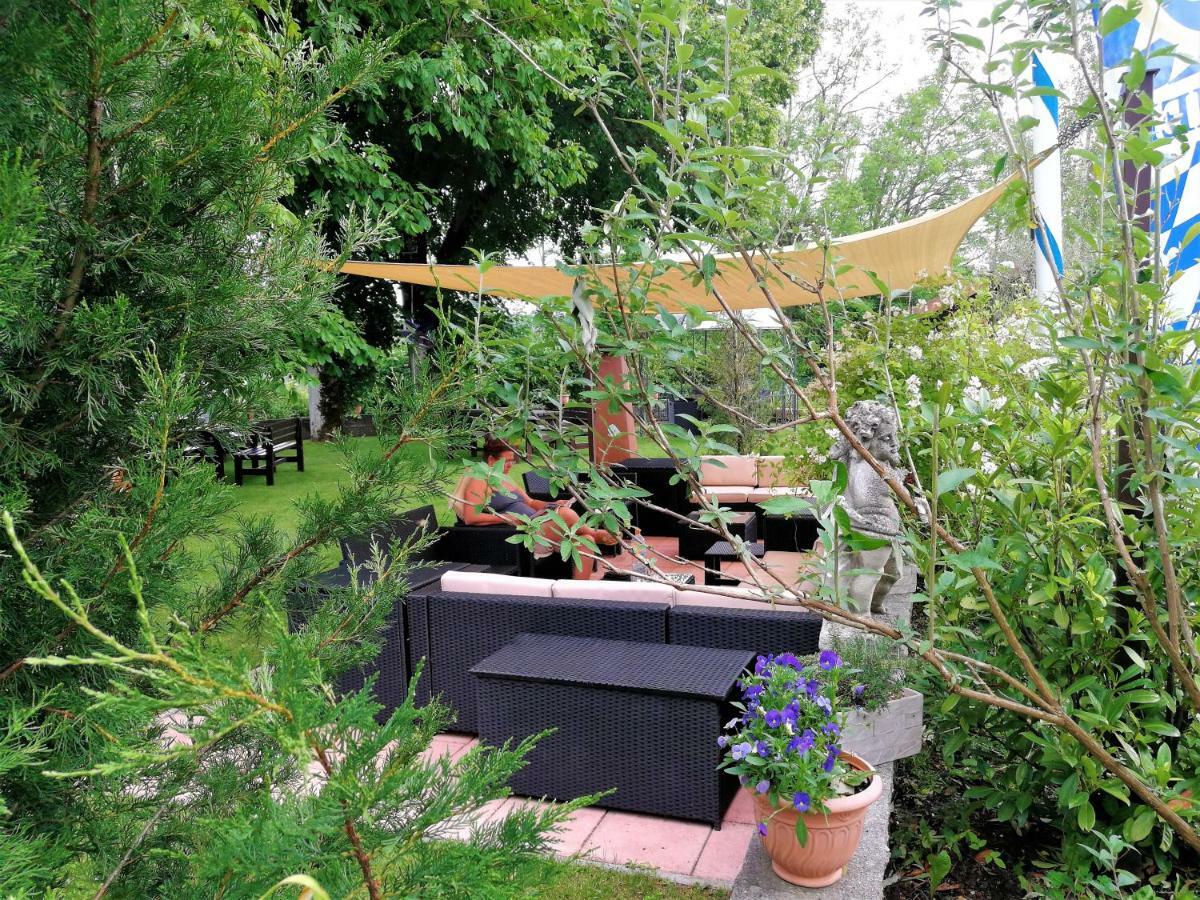 Landhotel Roemerkessel Fuchstal Exteriör bild